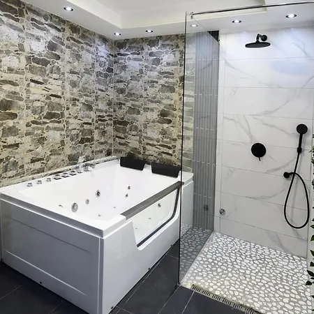 Apartment Tasos *